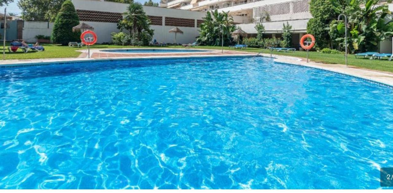 Marbella Edificio Puerto Azul Apartment ภายนอก รูปภาพ