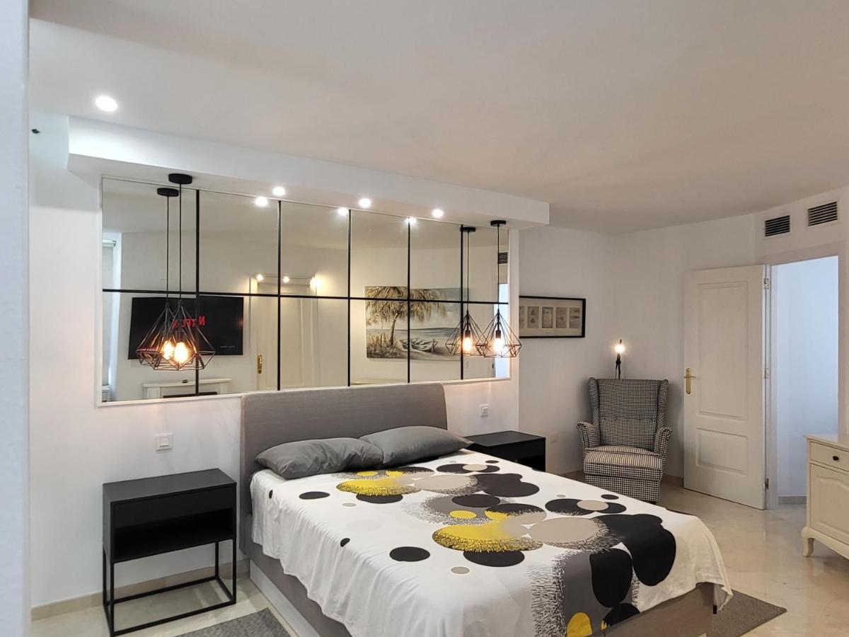 Marbella Edificio Puerto Azul Apartment ภายนอก รูปภาพ